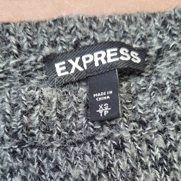 Express Heart Leopard Sweater XS - Picture 2 of 6
